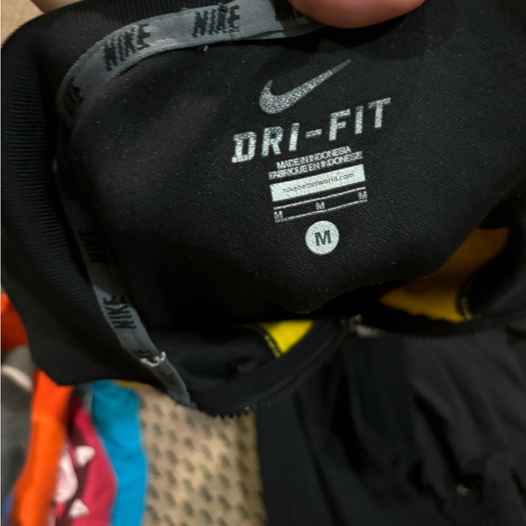 Vintage Nike Livestrong zip up M - Picture 3 of 3